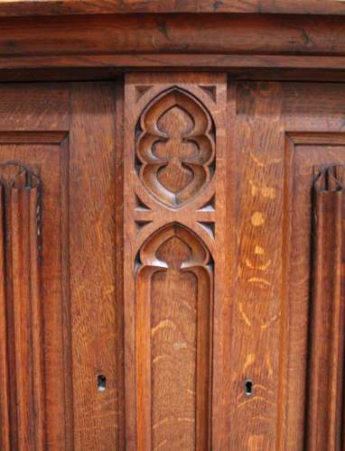 An Early Victorian Gothic Revival Oak Bookcase