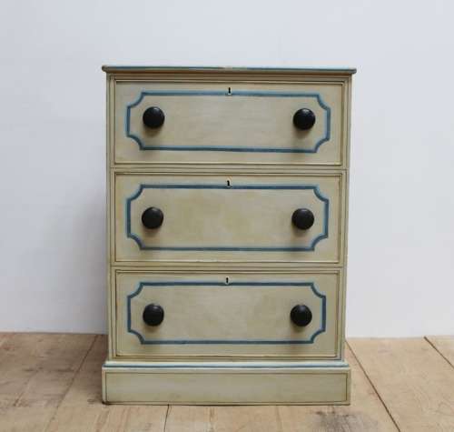 19th Century Pine Chest of Drawers