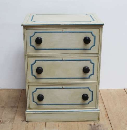 19th Century Pine Chest of Drawers