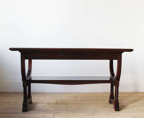 Arts and Crafts Table