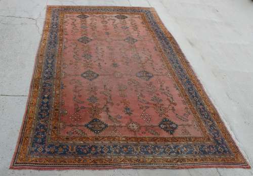 Ushak Rug