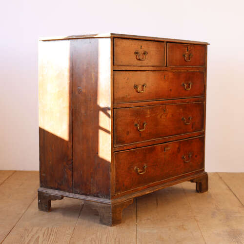 Georgian Chest of Drawers