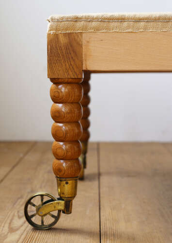 Bespoke Ottoman